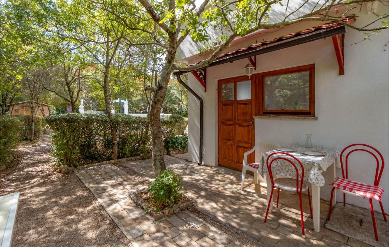 Pet Friendly Apartment In Pinezici With Wifi Exterior photo