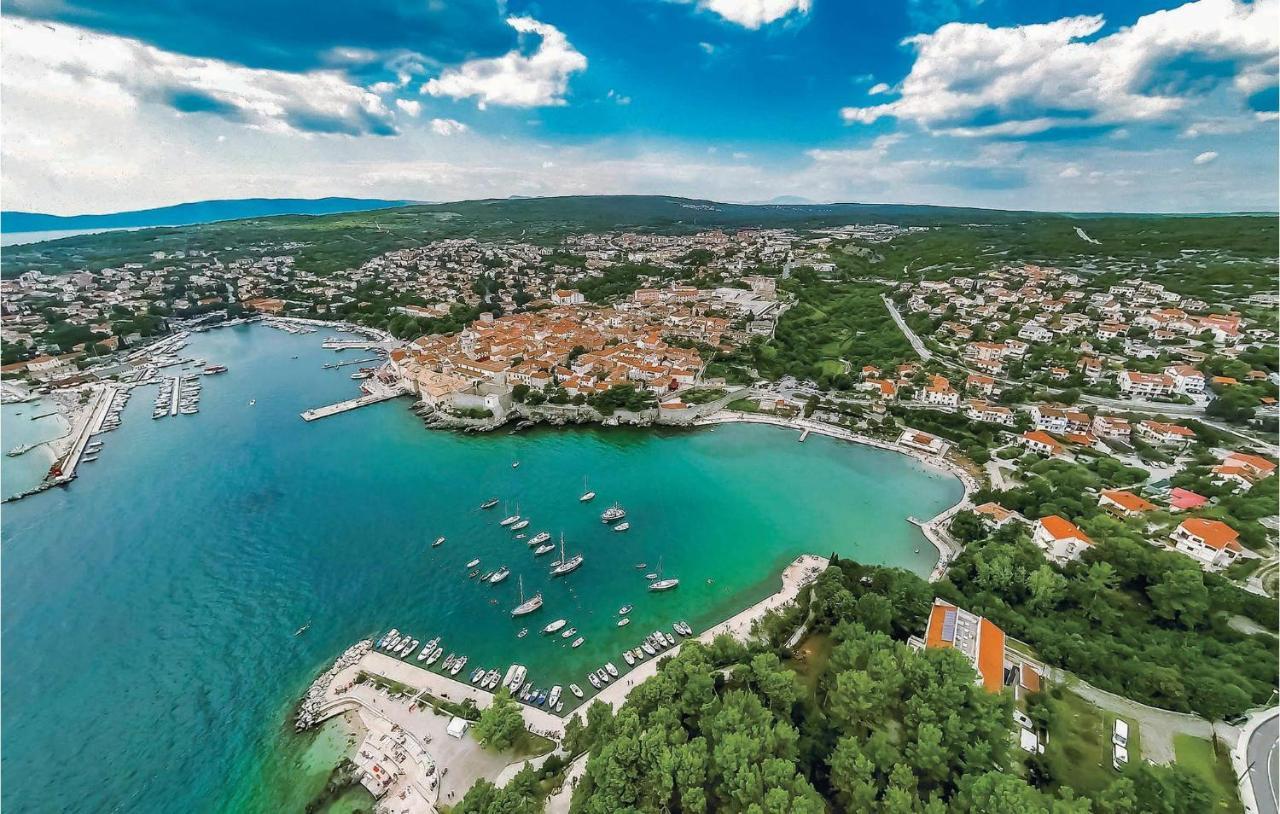 Pet Friendly Apartment In Pinezici With Wifi Exterior photo